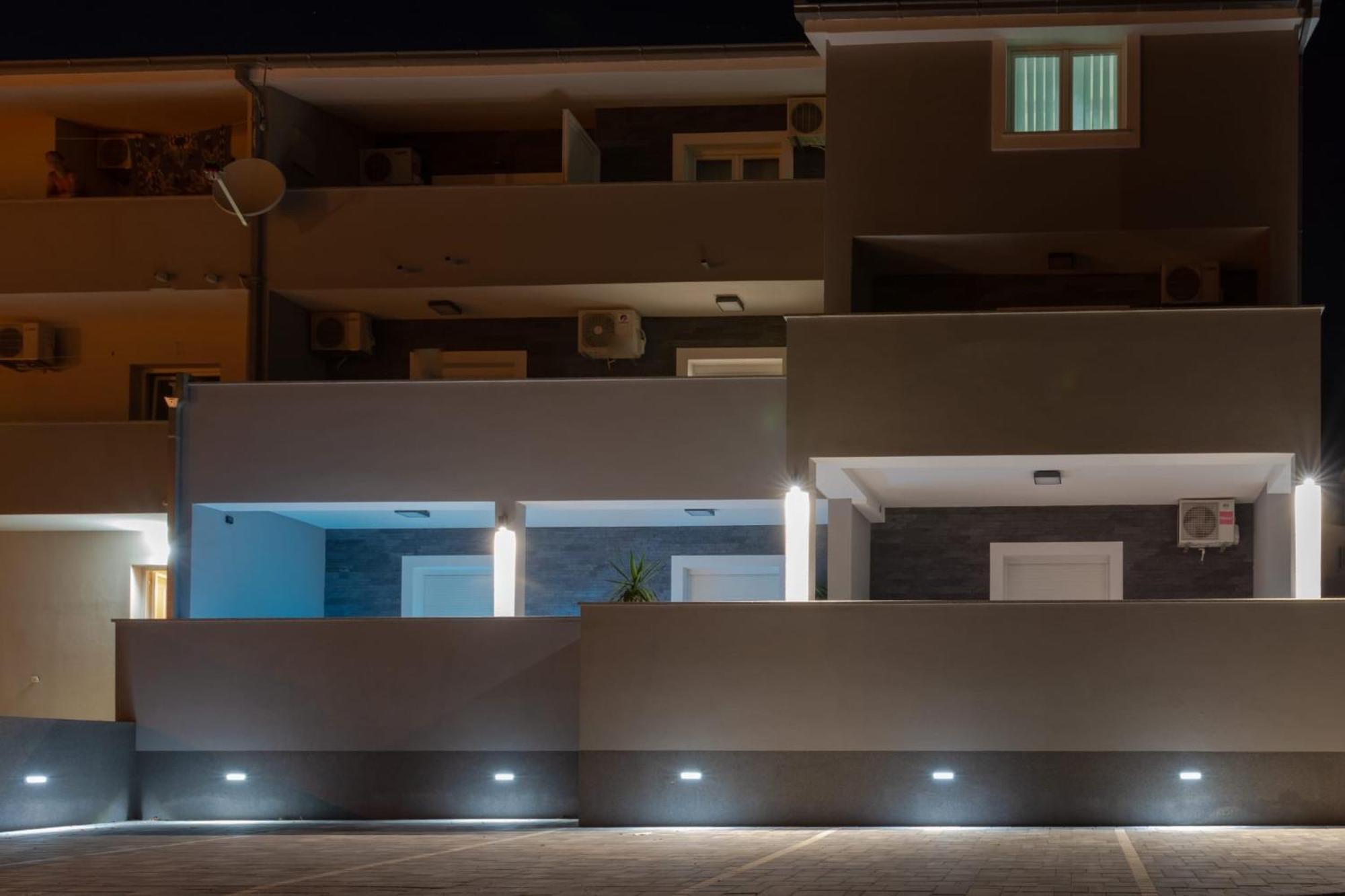 Apartments Pasalic Kaštela エクステリア 写真
